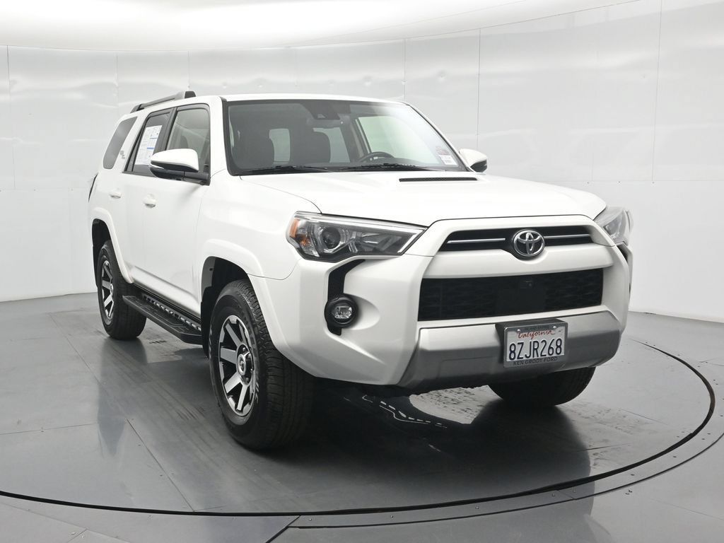 Used 2022 Toyota 4Runner TRD Off-Road Premium AWD/4WD image 24