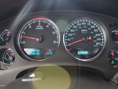 Used 2013 GMC Yukon Denali image 18