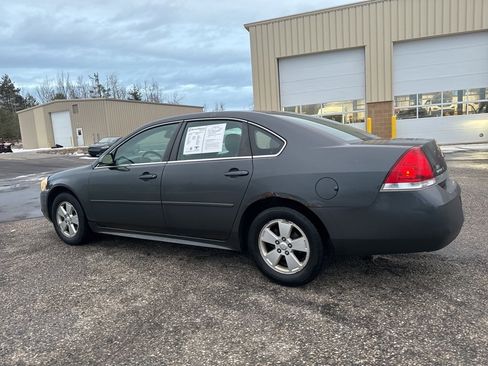 Used 2011 Chevrolet Impala LT image 3