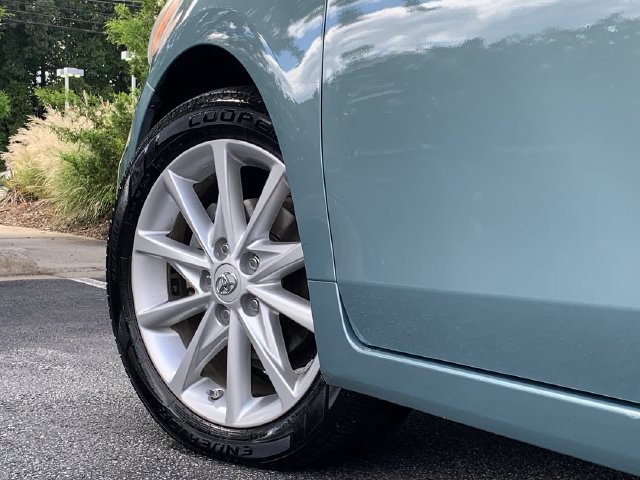 Used 2013 Toyota Prius V Five FWD image 41