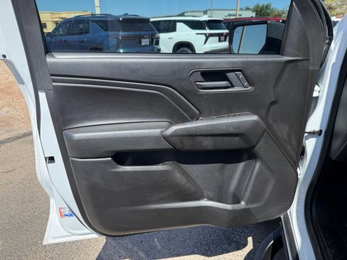 Used 2025 Chevrolet Colorado Trail Boss AWD/4WD image 12