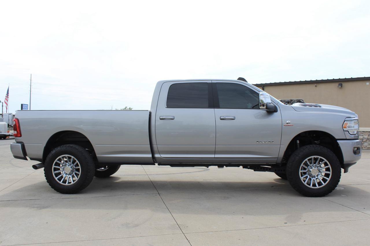 Used 2024 RAM 3500 Laramie w/ Sport Appearance Package AWD/4WD image 29