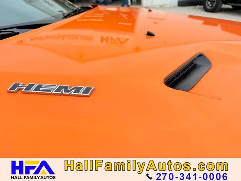 Used 2014 Dodge Challenger R/T image 11