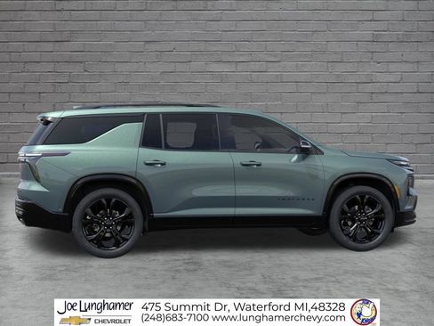 New 2027 Chevrolet Traverse RS w/ LPO, Floor Liner Package AWD/4WD image 6