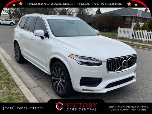 Used 2023 Volvo XC90 B5 Core w/ Protection Package Premier image 3