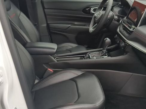 Used 2025 Jeep Compass Trailhawk AWD/4WD image 20