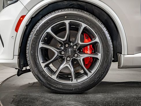 Used 2021 Dodge Durango SRT Hellcat w/ Trailer Tow Group IV AWD/4WD image 11