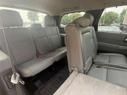 Used 2014 Toyota Sequoia Limited AWD/4WD image 14