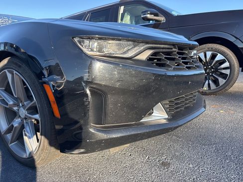 Used 2021 Chevrolet Camaro LT w/ RS Package image 8