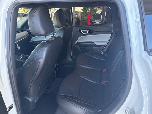 Used 2024 Jeep Compass Limited w/ Elite Group image 16