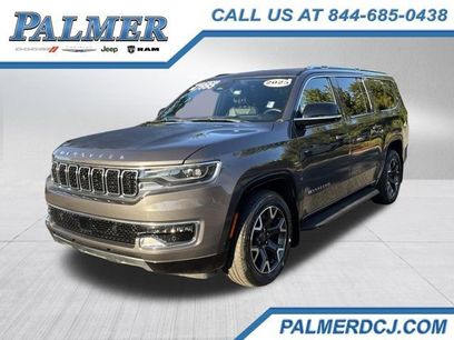 Used 2023 Jeep Wagoneer L Series III w/ Convenience Group I