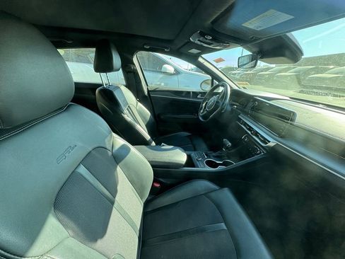 Used 2023 Kia K5 GT-Line image 3