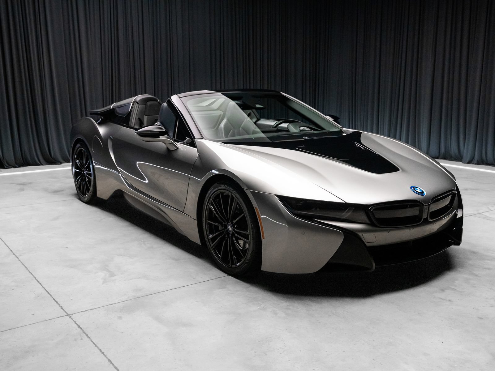 Used 2019 BMW i8 Roadster AWD/4WD image 17