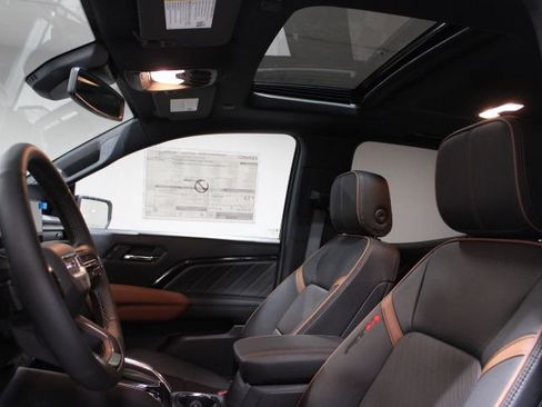 New 2026 GMC Canyon AT4 w/ Technology Plus Package image 4