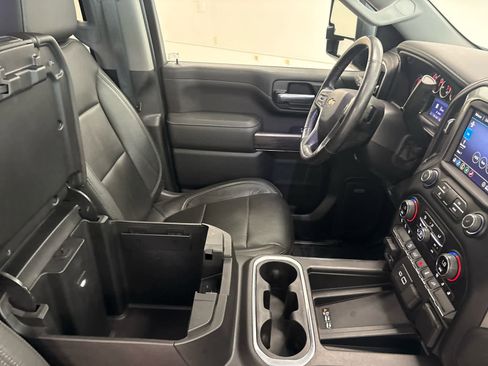 Used 2020 Chevrolet Silverado 2500 LTZ w/ LTZ Convenience Package AWD/4WD image 23