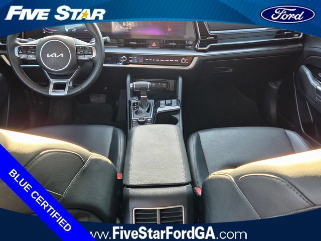 Used 2025 Kia Sportage EX FWD image 14