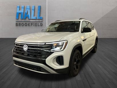 New 2026 Volkswagen Atlas Peak Edition