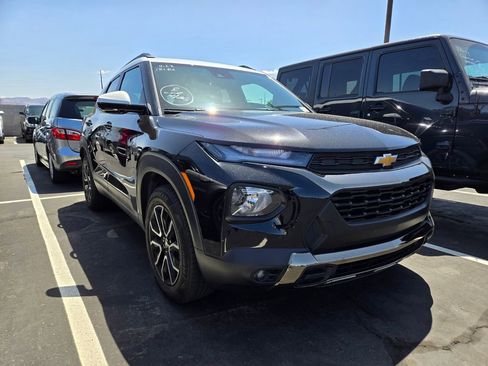 Used 2023 Chevrolet TrailBlazer ACTIV w/ Convenience Package FWD image 1