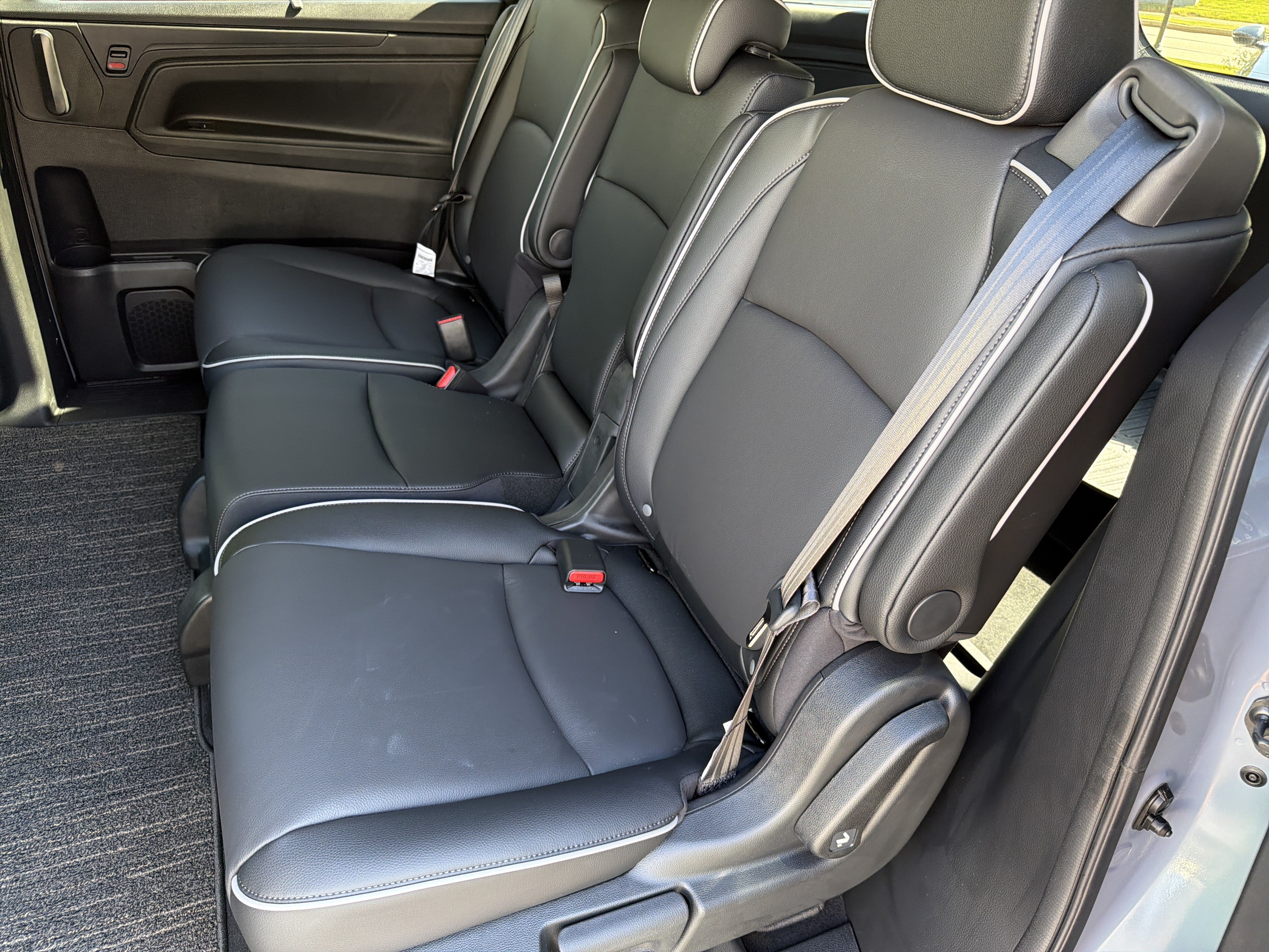 New 2027 Honda Odyssey Touring image 18