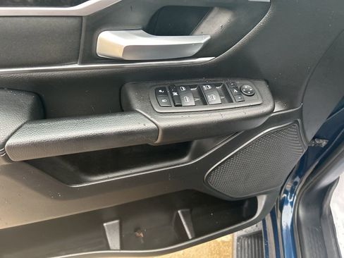 Used 2023 RAM 1500 Big Horn image 15