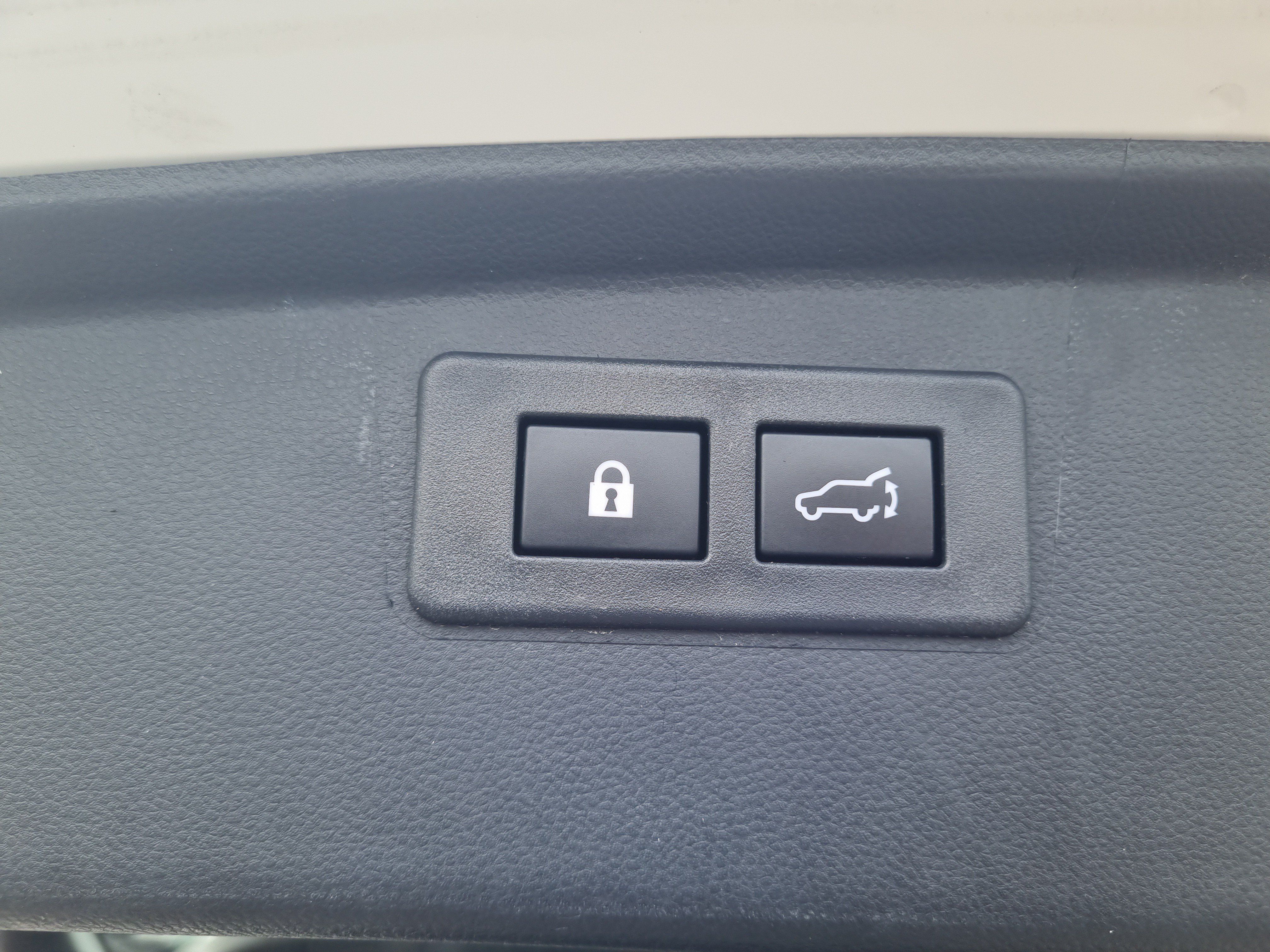 Certified 2024 Subaru Outback Limited AWD/4WD image 10