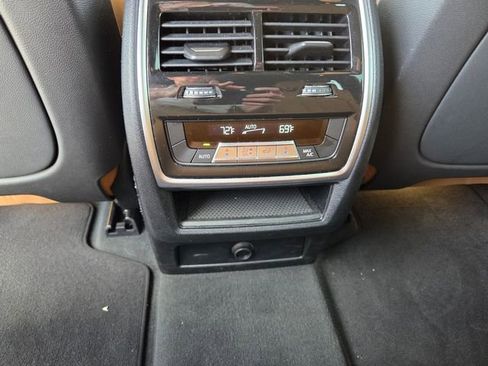 Used 2023 BMW X5 xDrive40i w/ Premium Package AWD/4WD image 17