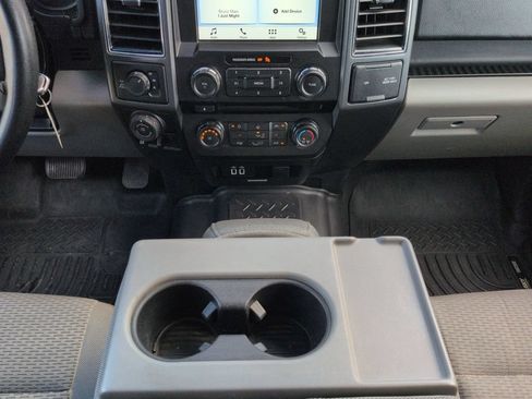 Used 2018 Ford F150 XLT w/ Equipment Group 302A Luxury AWD/4WD image 13