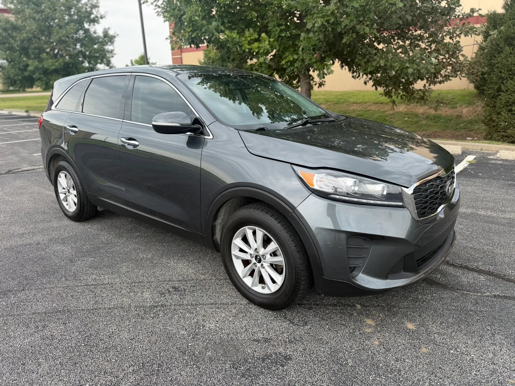 Used 2020 Kia Sorento LX FWD image 6