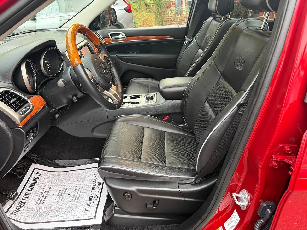 Used 2011 Jeep Grand Cherokee Overland AWD/4WD image 13