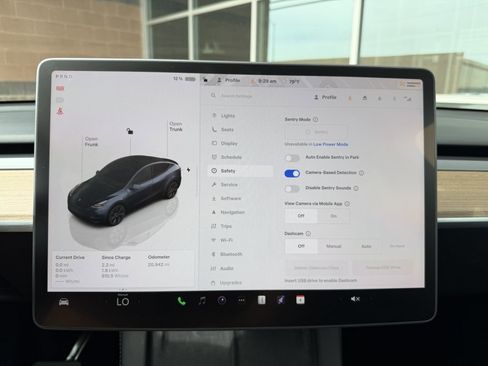Used 2025 Tesla Model Y Long Range RWD image 22