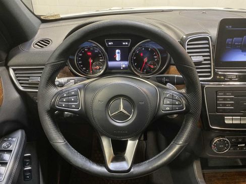 Used 2019 Mercedes-Benz GLS 450 4MATIC image 15