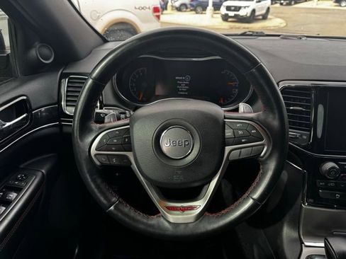 Used 2019 Jeep Grand Cherokee Trailhawk image 17