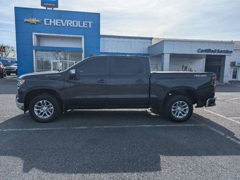 Used 2024 Chevrolet Silverado 1500 LT image 4