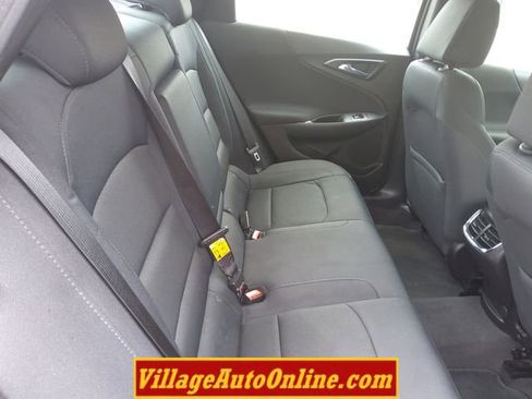 Used 2016 Chevrolet Malibu LT FWD image 37