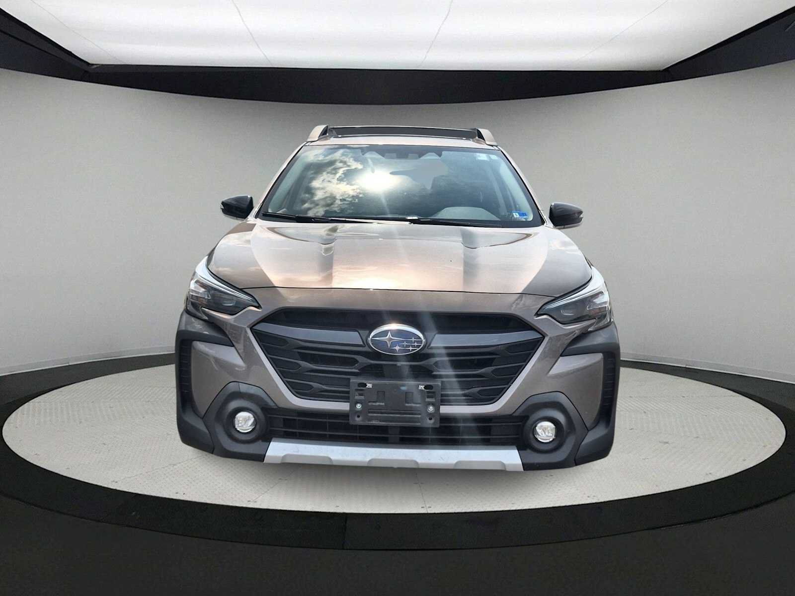 Certified 2024 Subaru Outback Limited XT AWD/4WD image 3