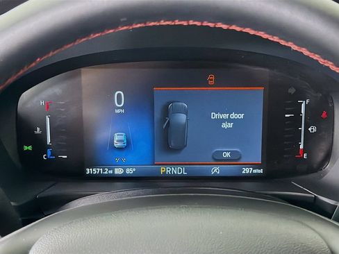 Certified 2025 Ford Escape ST-Line AWD/4WD image 16