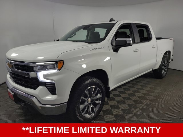 Used 2023 Chevrolet Silverado 1500 LT AWD/4WD image 3