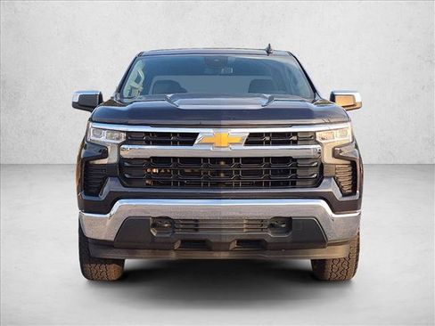 Used 2023 Chevrolet Silverado 1500 LT AWD/4WD image 2