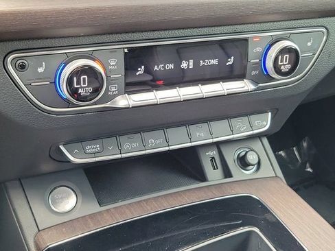 Certified 2023 Audi Q5 2.0T Premium w/ Convenience Package AWD/4WD image 27