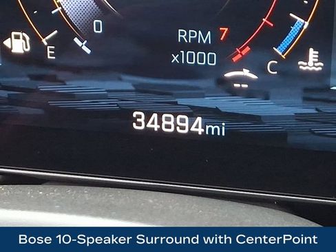Used 2025 Chevrolet Suburban Premier AWD/4WD image 6