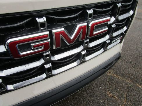New 2026 GMC Canyon AT4 image 20