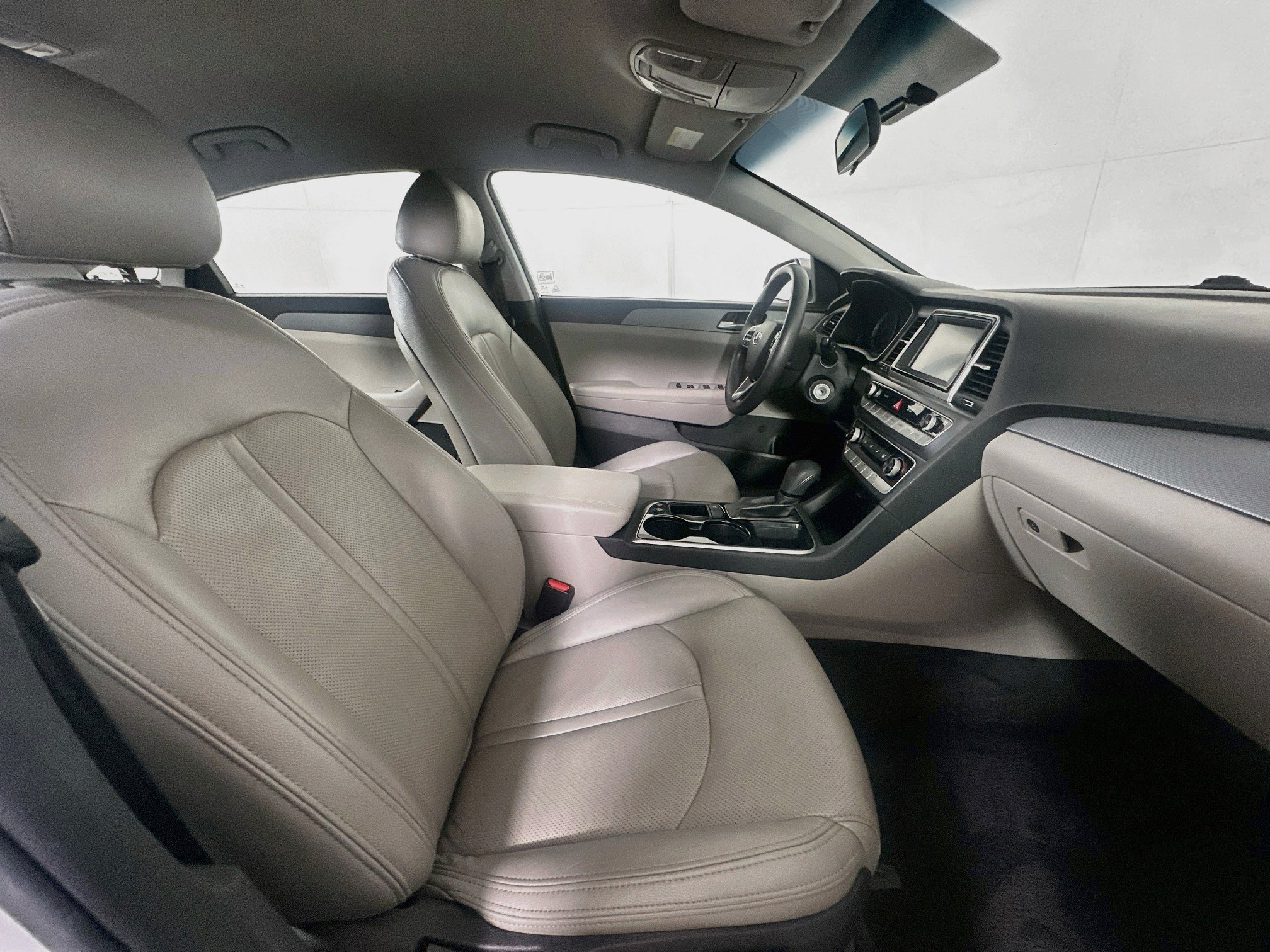 Used 2018 Hyundai Sonata SE FWD image 29