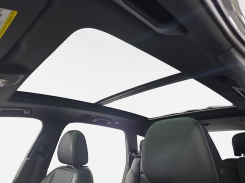 Used 2025 Audi Q7 3.0T Premium Plus image 29