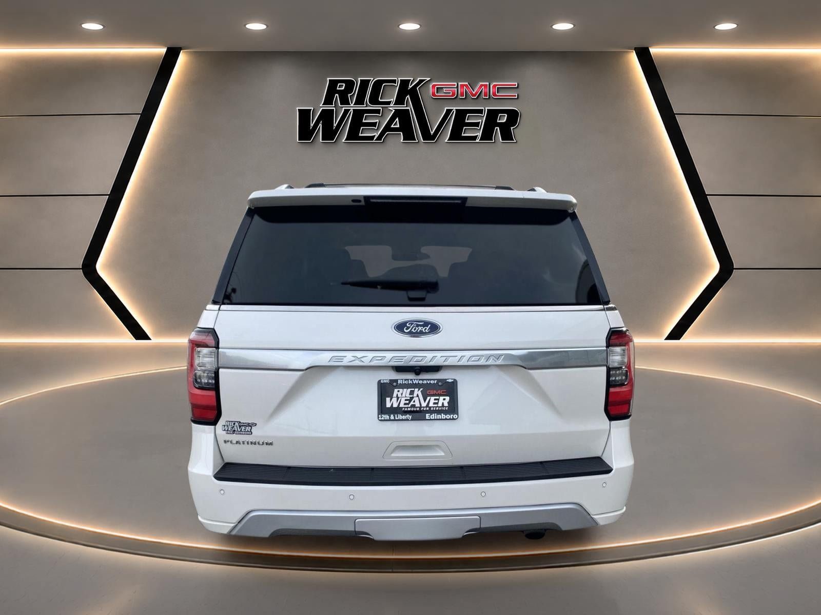 Used 2019 Ford Expedition Platinum AWD/4WD image 5