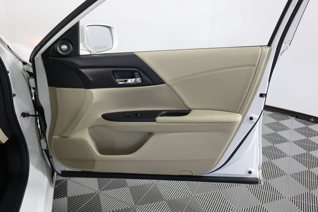 Used 2013 Honda Accord EX-L image 25