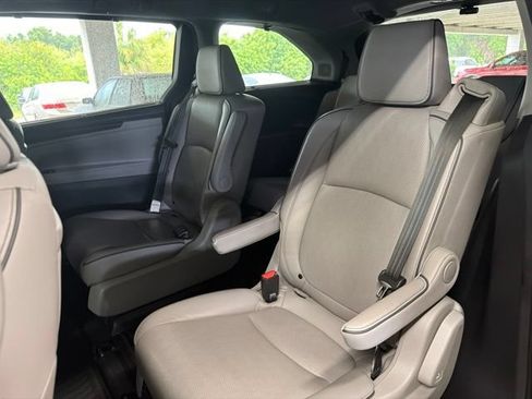 Used 2022 Honda Odyssey Elite image 18