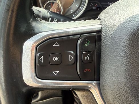 Used 2023 RAM 1500 Laramie AWD/4WD image 16