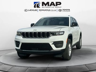 New 2025 Jeep Grand Cherokee Laredo