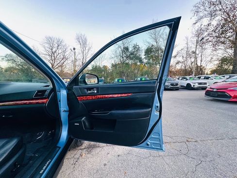 Used 2012 Subaru Outback 3.6R Limited image 26