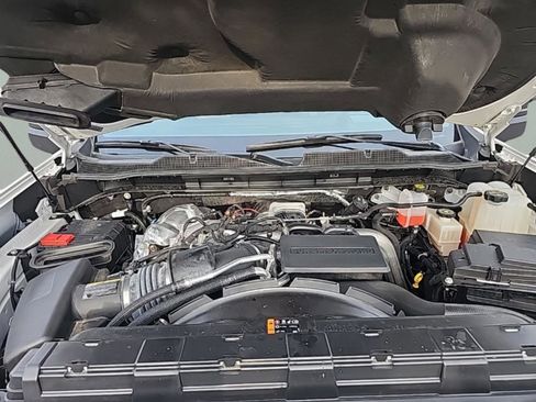 Used 2025 Chevrolet Silverado 2500 High Country w/ Technology Package image 12